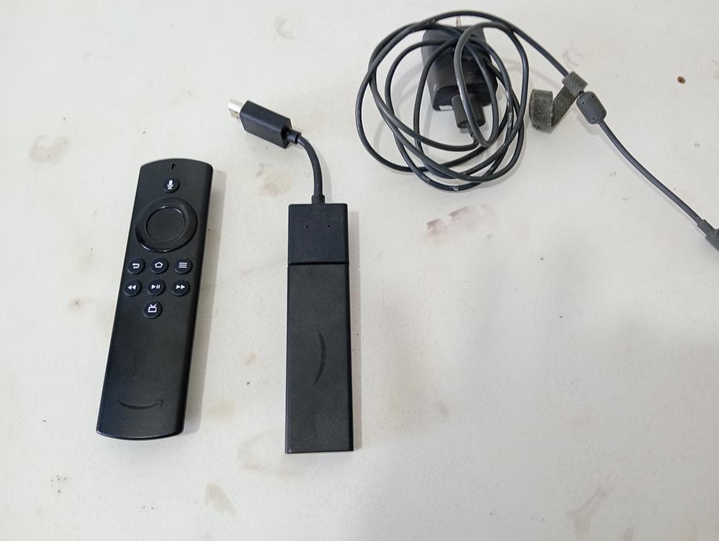 Tv Box Marca Amazon Modelo Fire T Acc Cable Power