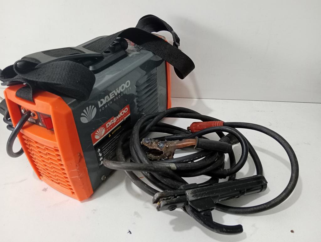 Soldador Marca Daewoo Modelo Dw200mma Usado En Buen Estado Acc Cinta ColgantePinza Positivo Y Negativo
