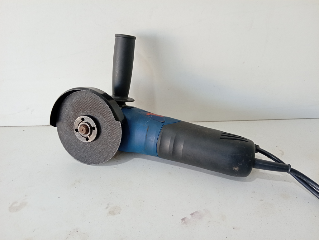 Foto 2 de Pulidora Marca Dmaq Modelo 30112 Tamaño Pequeño Usado En Buen Estado Acc ProteectorManija