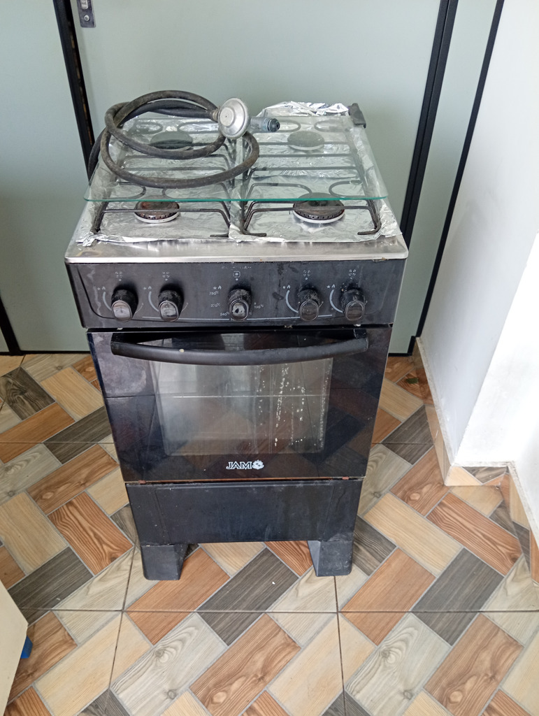 Cocina A Gas Marca Jam 4 Hornallas Modelo Coliseum Pto Jam Usado En Buen Estado Acc Manguera De GasTapa De Vidrio4 HornallasDoss Rejillas