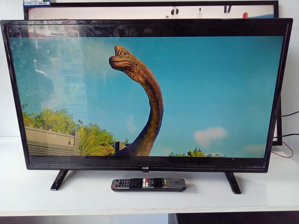 Televisor Led Smart De 32 '' Marca Jam Modelo Sk32e10 Con Control Usado En Buen Estado Acc Patitas
