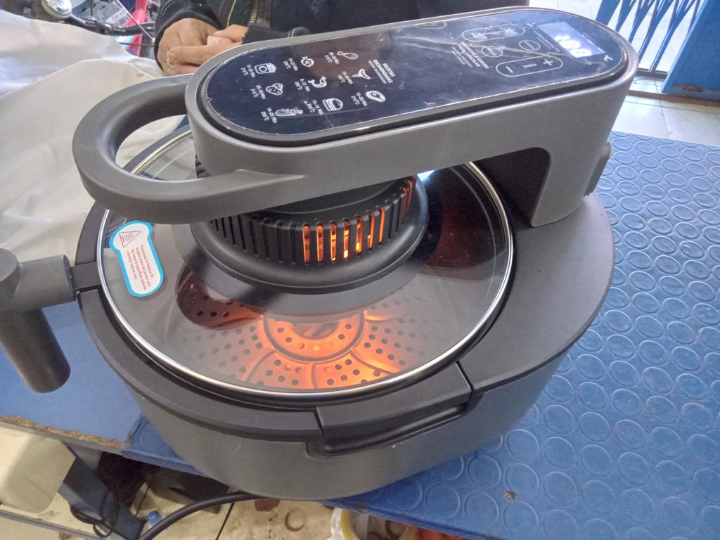 Horno Marca Hame Land Litros 4 Modelo No Tiene Usado En Buen Estado Acc En Caja