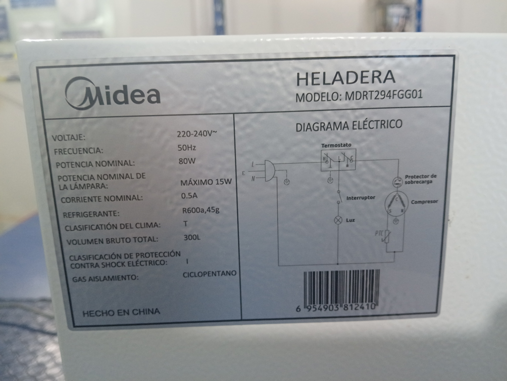Foto 3 de Heladera Marca Midea De 2 Puerta Aprox. De 300lts Modelo Mdrt294fgg01 Usado En Buen Estado Litros 294 Acc 4 BandejasVerdulera3 Portalatas