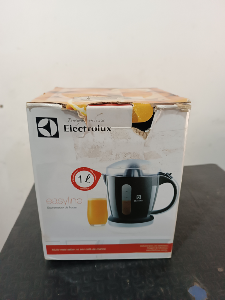 Exprimidora Marca Electrolux Modelo Jpe11 Usado En Buen Estado Acc Jarra Exprimidor