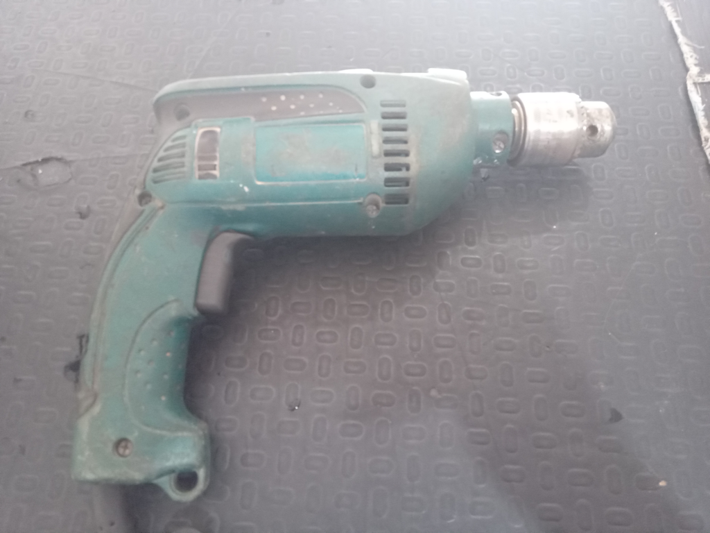 Taladro Marca Makita Modelo Usado Con Desgaste Acc S/A