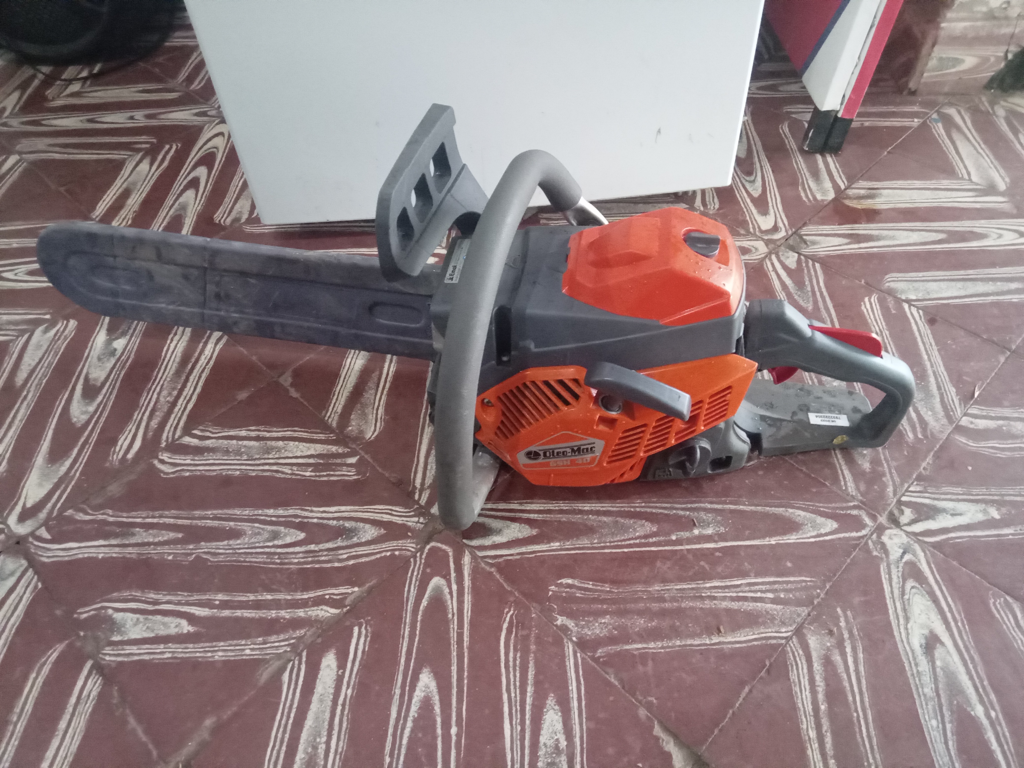 Motosierra Marca Oleo Mac Modelo Gsh 40 Usado En Buen Estado Acc CadenaProtector EspadaFreno