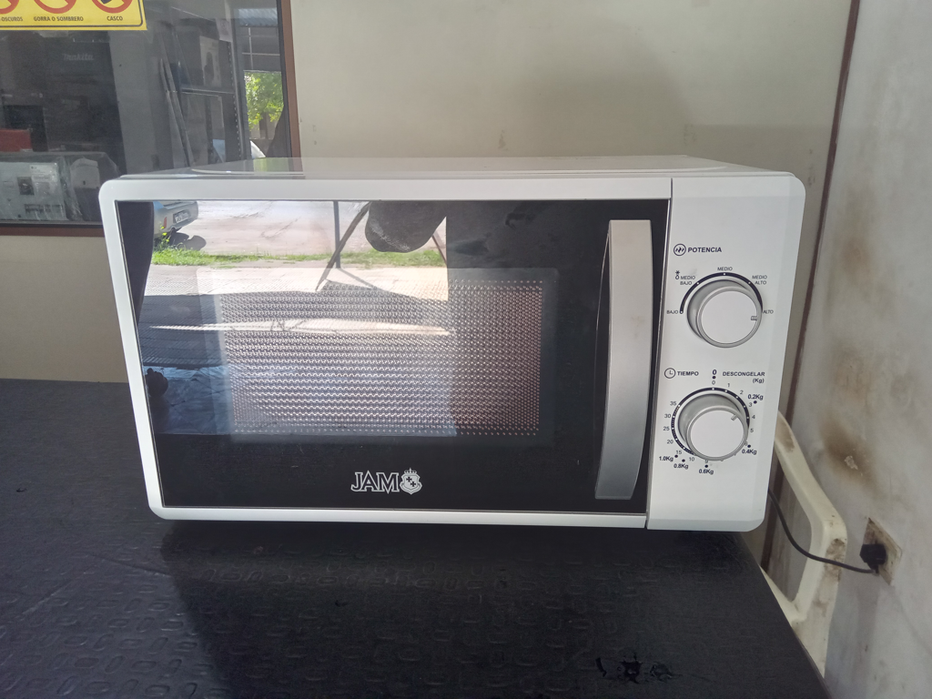 Microondas Marca Jam Modelo Mb720jay Usado En Buen Estado Acc Plato Giratorio