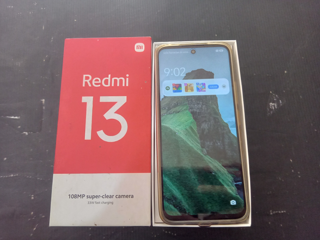 Celular Marca Redmi Modelo 130c Memoria Ram 8 Gb Almacenamiento Interno 256 Gb Acc Cargador Estuche