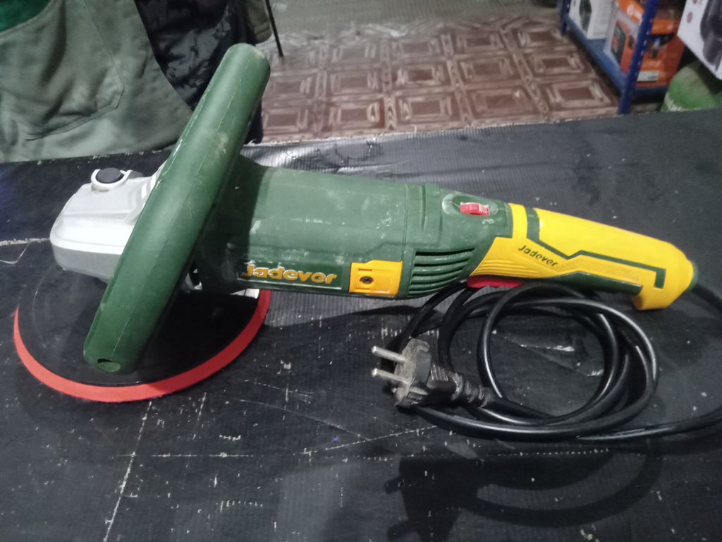 Pulidora Marca Jadever Modelo No ¿detalla Tamaño Mediano Usado En Buen Estado Acc MangoD 6 Velocidades