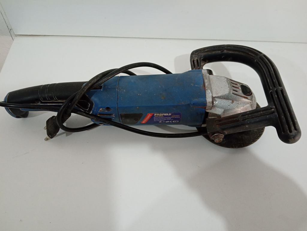 Pulidora Marca Profield Modelo Tamaño Mediano Usado En Buen Estado Acc Con Mango Disco