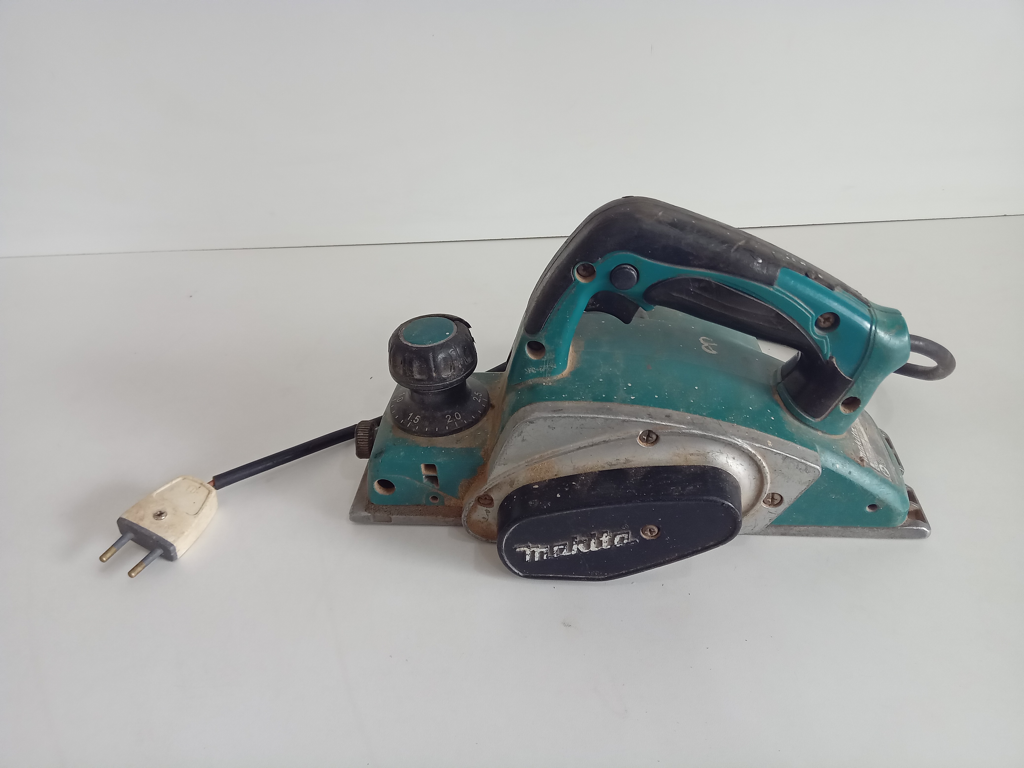 Cepilladora De Madera Marca Makita Modelo Kp0800 Usado En Buen Estado Acc No Tiene