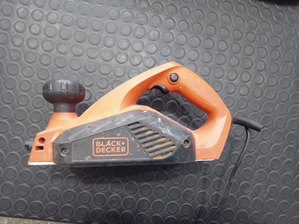 Cepilladora De Madera Marca Black Decker Modelo 7698-Ar Usado En Buen Estado Acc No Tiene