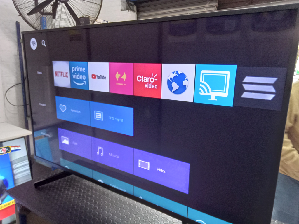 Televisor Led Smart De 55 '' Marca Sony Modelo Kd-55x725f Con Control Usado En Buen Estado Acc PatitasCable Power