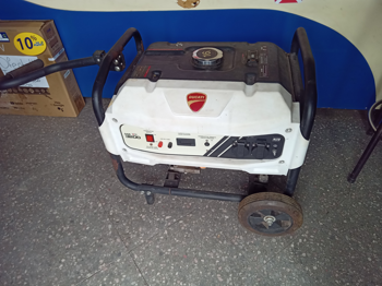 Generador Electrico Marca Ducati Modelo Dgr-3200 Usado En Buen Estado Potencia En Kva 5.2 Acc ManijaRueditas