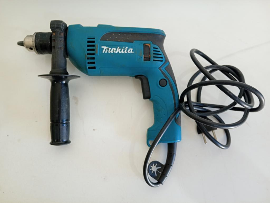 Taladro Marca Makita Modelo Hp1640 Usado En Buen Estado Acc Manija