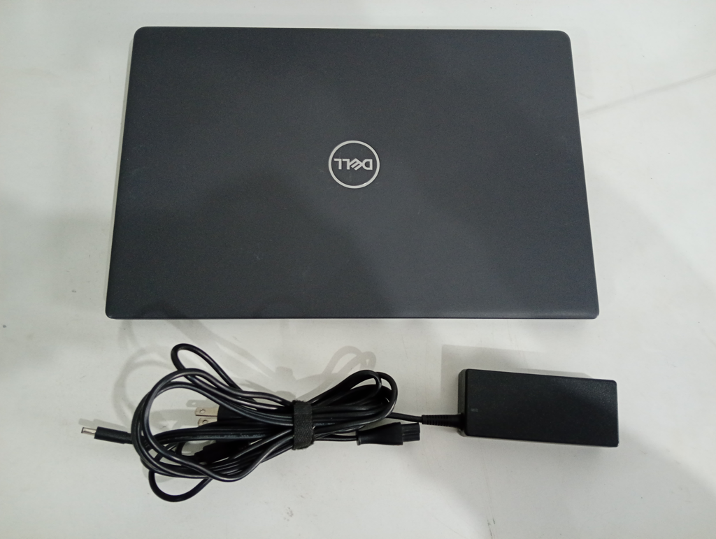 Notebook Marca Dell Modelo P101f Procesador I3 Memoria Ram 8 Gb Disco Duro 1.000 Gb Generacion 10 Acc Teclado Numerico