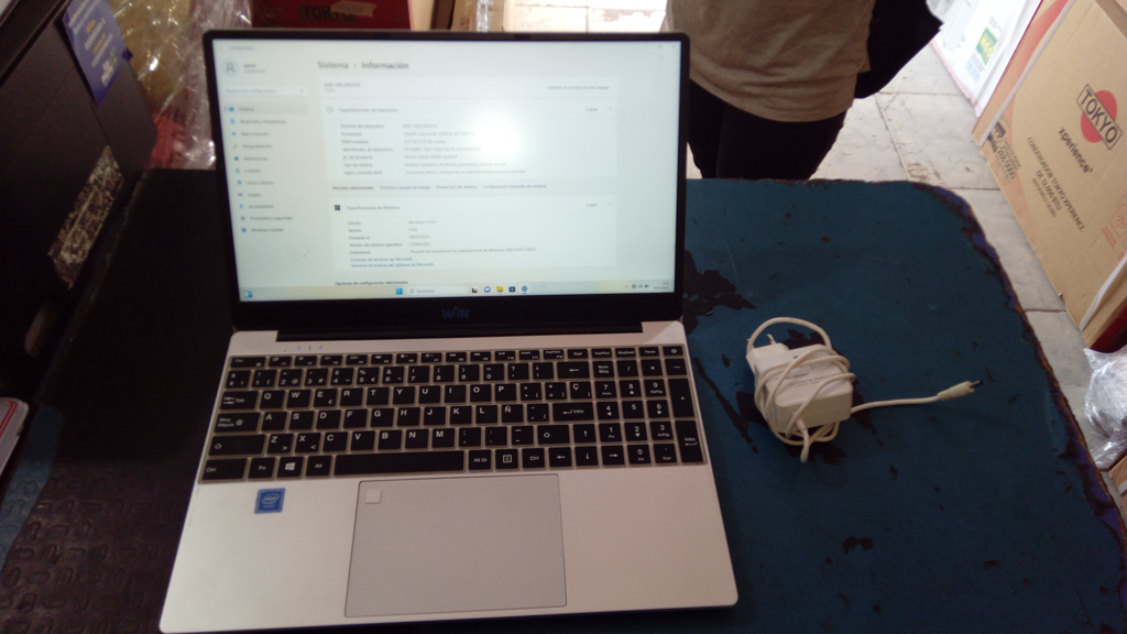Notebook Marca Win Modelo No Tiene Procesador Celeron Memoria Ram 12 Gb Disco Duro 110 Gb Generacion 5 Acc Teclado Numerico