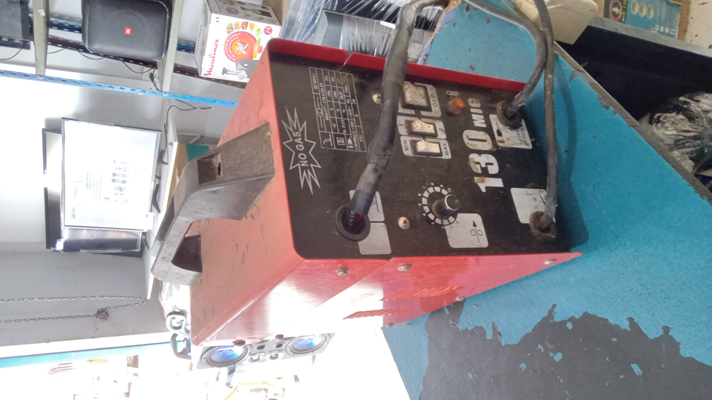 Soldador Marca Macaco Modelo 130mig Usado En Buen Estado Acc Pinza Pistola Alambre