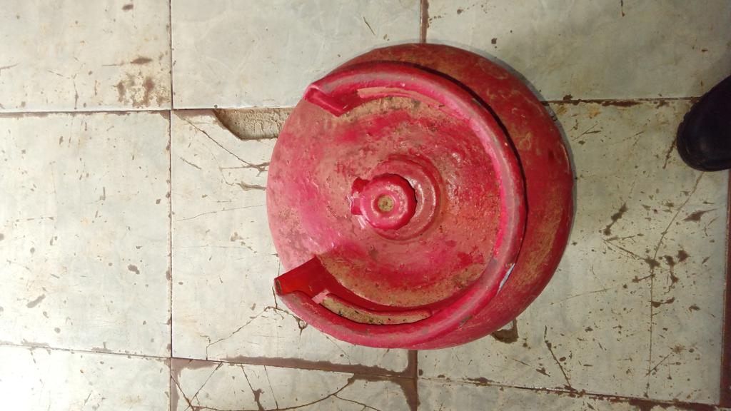 Foto 2 de Garrafa Cap 10 Kg. Marca Pumagas Usado En Buen Estado Color Rojo Acc No Tiene