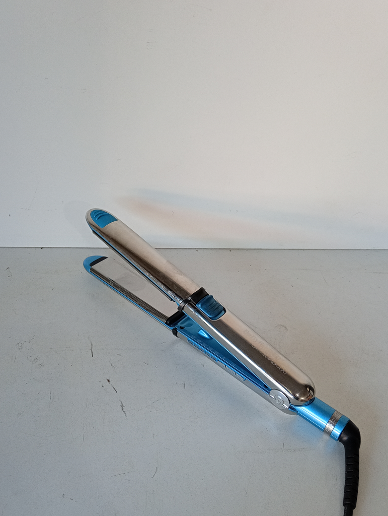 Planchita Para Cabello Marca Babyliss Modelo Bnt3000tuz Usado En Buen Estado Acc Con Regulador De Temperatura Hasta 465f