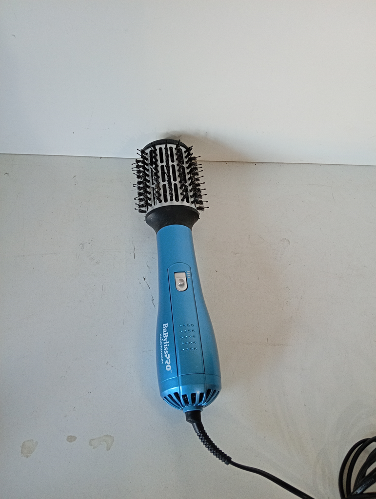 Planchita Para Cabello Marca Babyliss Modelo Bnthb250uz Usado En Buen Estado Acc Tipo Peine