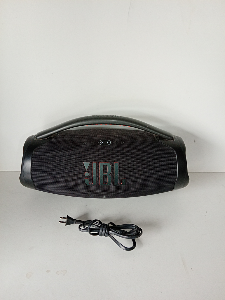 Parlante Portatil Marca Jbl Modelo Boombox 3 Usado En Buen Estado Con No Tiene Acc Cable Power