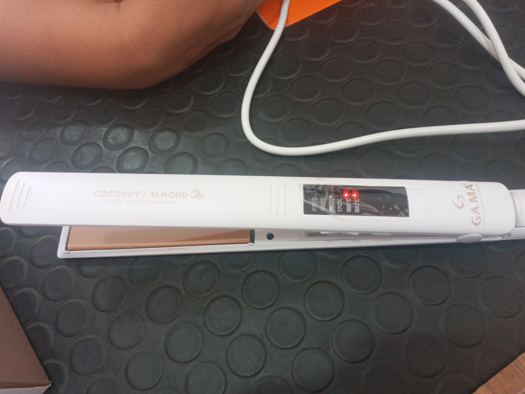 Planchita Para Cabello Marca Gama Modelo Elegance Led Coco Usado En Buen Estado Acc No Tiene