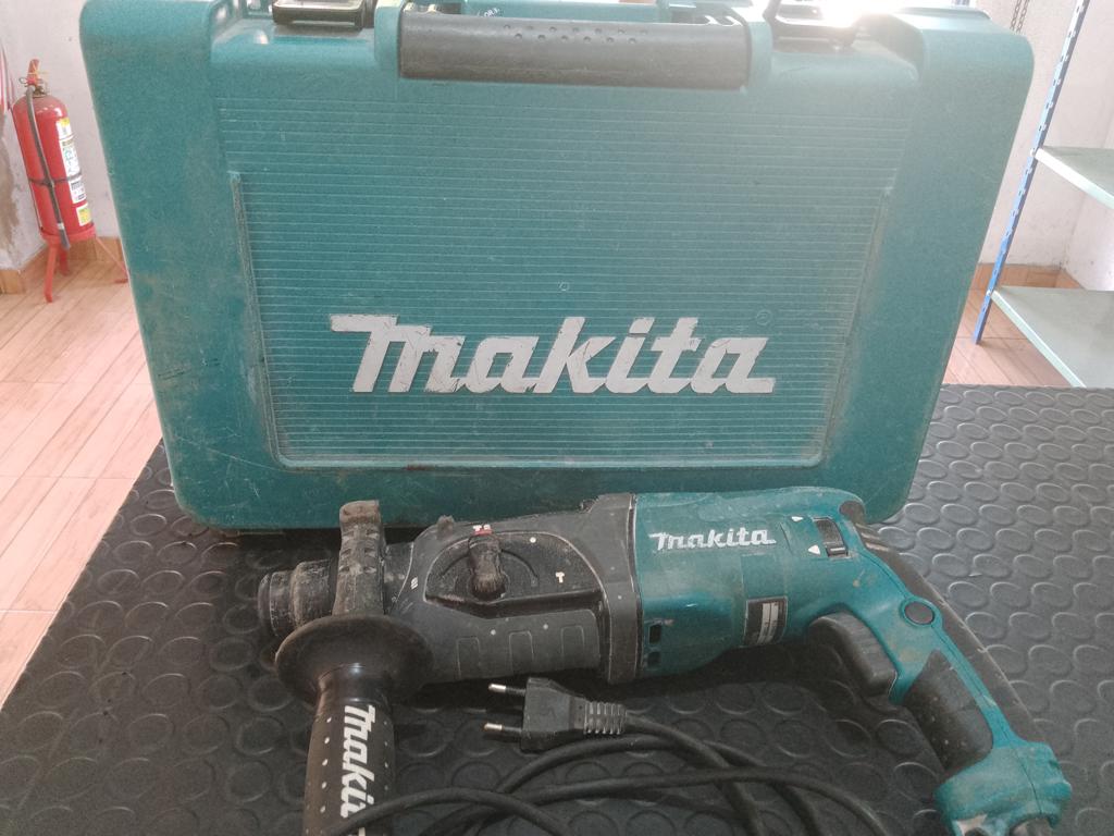 Taladro Marca Makita Modelo Hr2470 Usado En Buen Estado Acc Manija Una Mecha