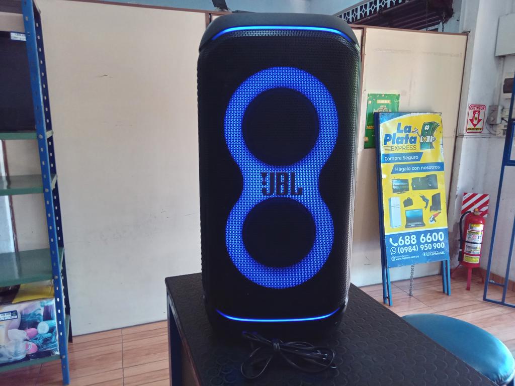 Caja De Sonido Amplificada Marca Jbl Modelo Partybox Stage 320 Sin Control Usado En Buen Estado Acc Cable Cte