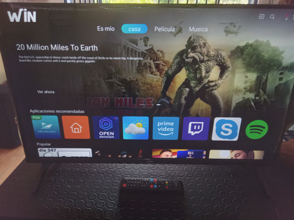 Televisor Led Smart De 32 '' Marca Win Modelo Win32rs Con Control Usado En Buen Estado Acc 2 Patitas