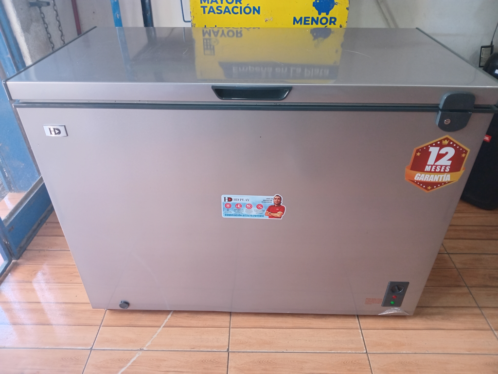 Congeladora / Frezzer Marca Hd Play Litros 350 Modelo Hdcf-350 Usado En Buen Estado Acc Tapa De VidrioCanasto