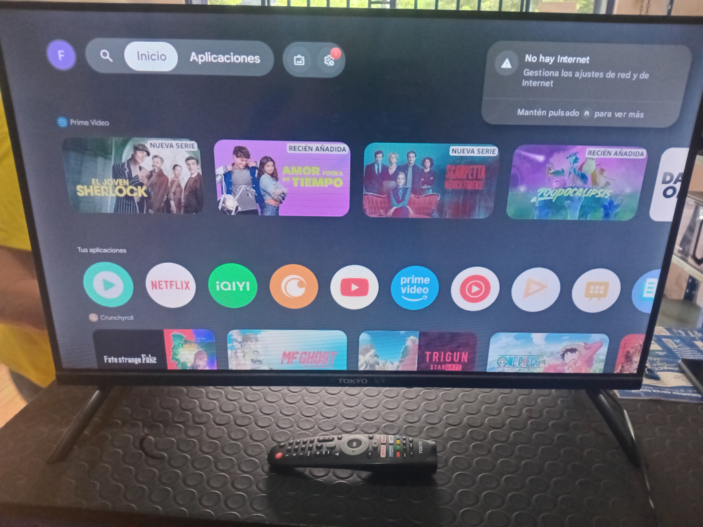 Televisor Led Smart De 32 '' Marca Tokyo Modelo Tvt0h32gtv Con Control Usado En Buen Estado Acc 2 Patitas Cable Crrte