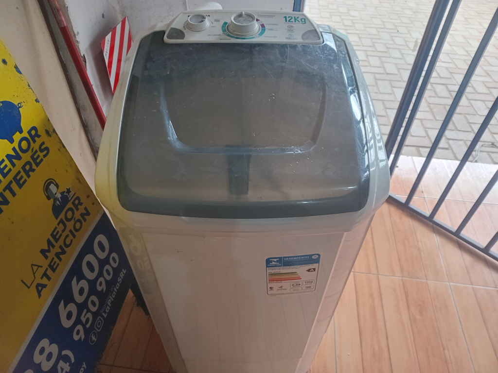 Lavarropas Cap 12 Kg. Marca Britania Modelo Blr120b Usado En Buen Estado Acc Manguera Carga Y Desague