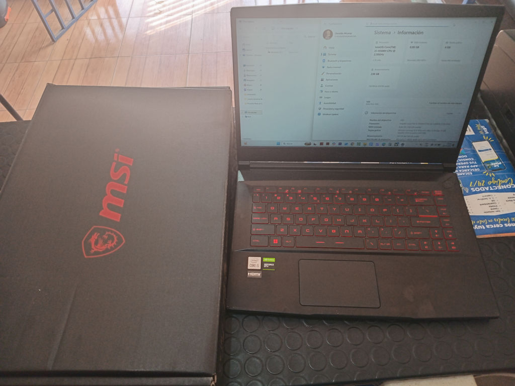 Notebook Marca Msi Modelo Gf63thin10sc Procesador Core I5 Memoria Ram 8 Gb Disco Duro 238 Gb Generacion 10 Acc Cargador