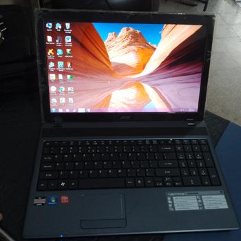 Notebook Marca Acer Modelo P5we6 Procesador Amd E-350 Memoria Ram 4 Gb Disco Duro 300 Gb Acc No Tiene