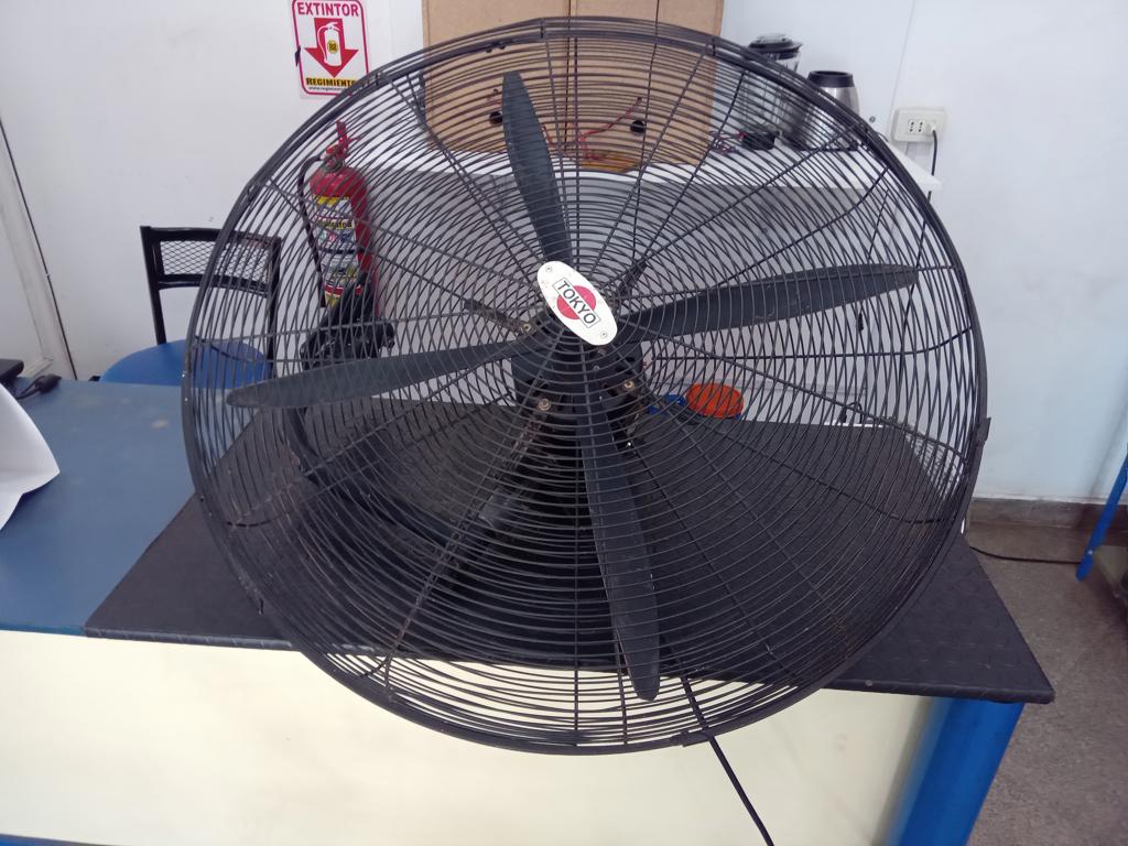 Ventilador 3 Velocidades Marca Tokyo Modelo Tokpai30-D Usado En Buen Estado Acc No Tiene