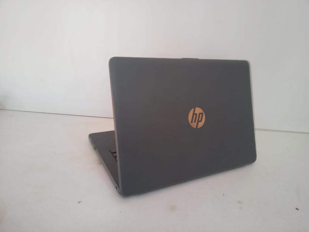 Foto 2 de Notebook Marca Hp Modelo 14-Bs004la Procesador Deleron Memoria Ram 4 Gb Disco Duro 500 Gb Generacion 1 Acc No Tiene