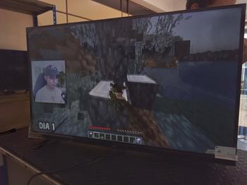 Televisor Led Smart De 32 '' Marca Jam. Modelo Ultrasgtm-32gfs Con Control Usado En Buen Estado Acc C/Patitas