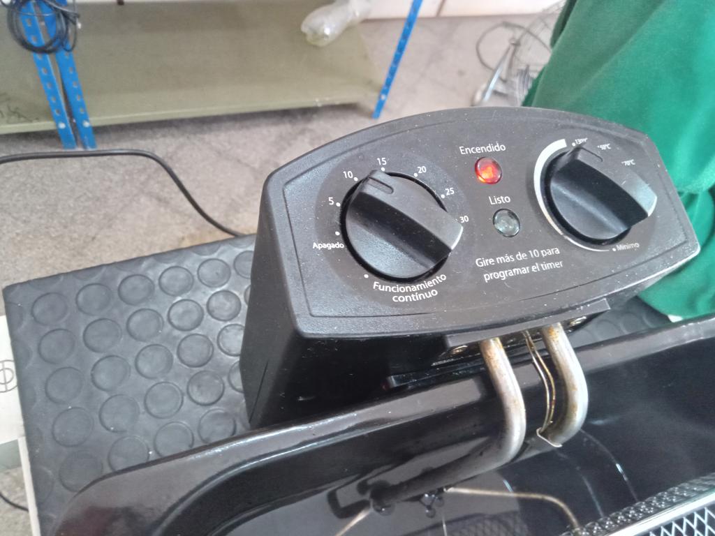 Fritadora Marca Tokyo Modelo Edtfrei5-N Usado En Buen Estado Acc Espumadera