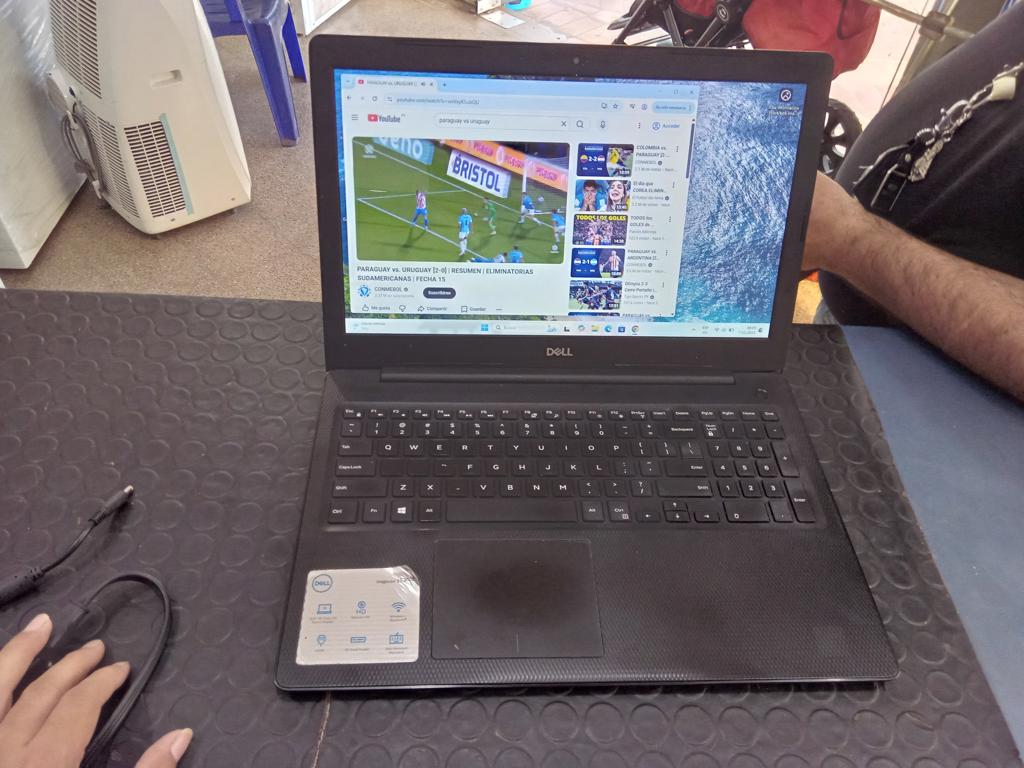 Notebook Marca Dell Modelo Mfgyr2020 Procesador Core I7 Memoria Ram 8 Gb Disco Duro 500 Gb Generacion 10 Acc Ent. Usb Teclado Numerico
