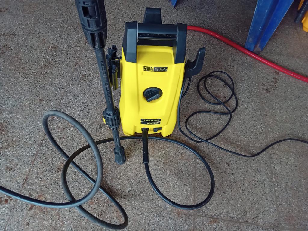 Hidro Lavadora Marca Tramontina Modelo 42545/022 Usado En Buen Estado Acc Manguera+Pistola