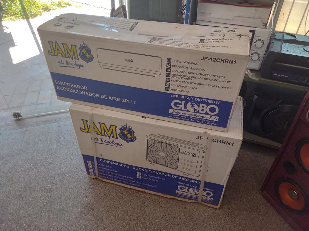 Aire Acondicionado Tipo Split Marca Jam Potencia Btu 12.000 Con Kit Instalacion Con Control Modelo Jf-12chrn1 Nuevo Sin Uso Sin Caja Acc No Tiene
