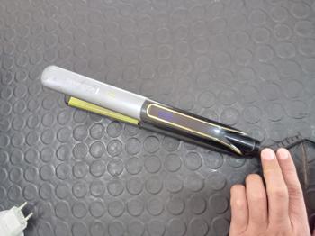 Planchita Para Cabello Marca Remington Modelo S12a Usado Con Desgaste Acc No Tiene