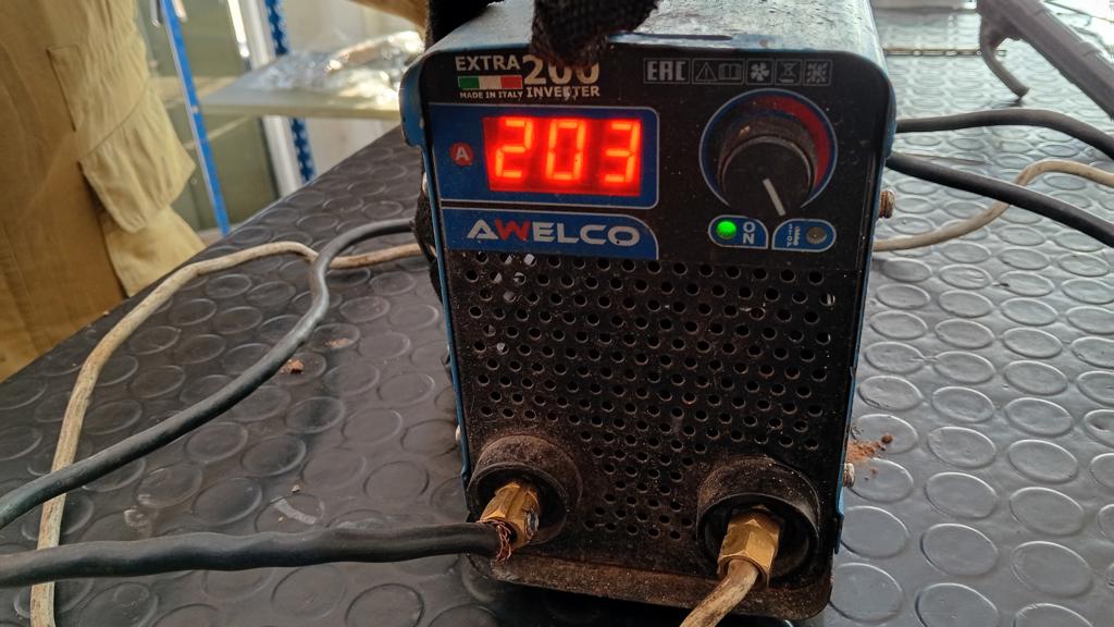 Soldador Marca Awelco. Modelo Extra200 Usado En Buen Estado Acc Pico Solsasor + Cable Tierra C/Pinza