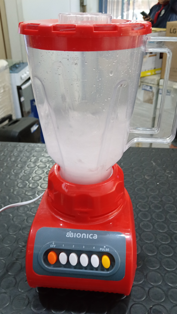 Licuadora Marca Bionica Modelo Rl150717 Velocidades Usado En Buen Estado Acc No Tiene