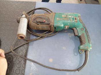 Taladro Marca Makita. Modelo Hr2470 Usado En Buen Estado Acc Mango