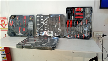 Juego De Herramientas Marca Chrome Vanadium Modelo Tool Set Usado En Buen Estado Con 187 Accesorios Acc No Tiene