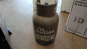 Garrafa Cap 10 Kg. Marca Sugas Usado En Buen Estado Color Gris Acc No Tiene