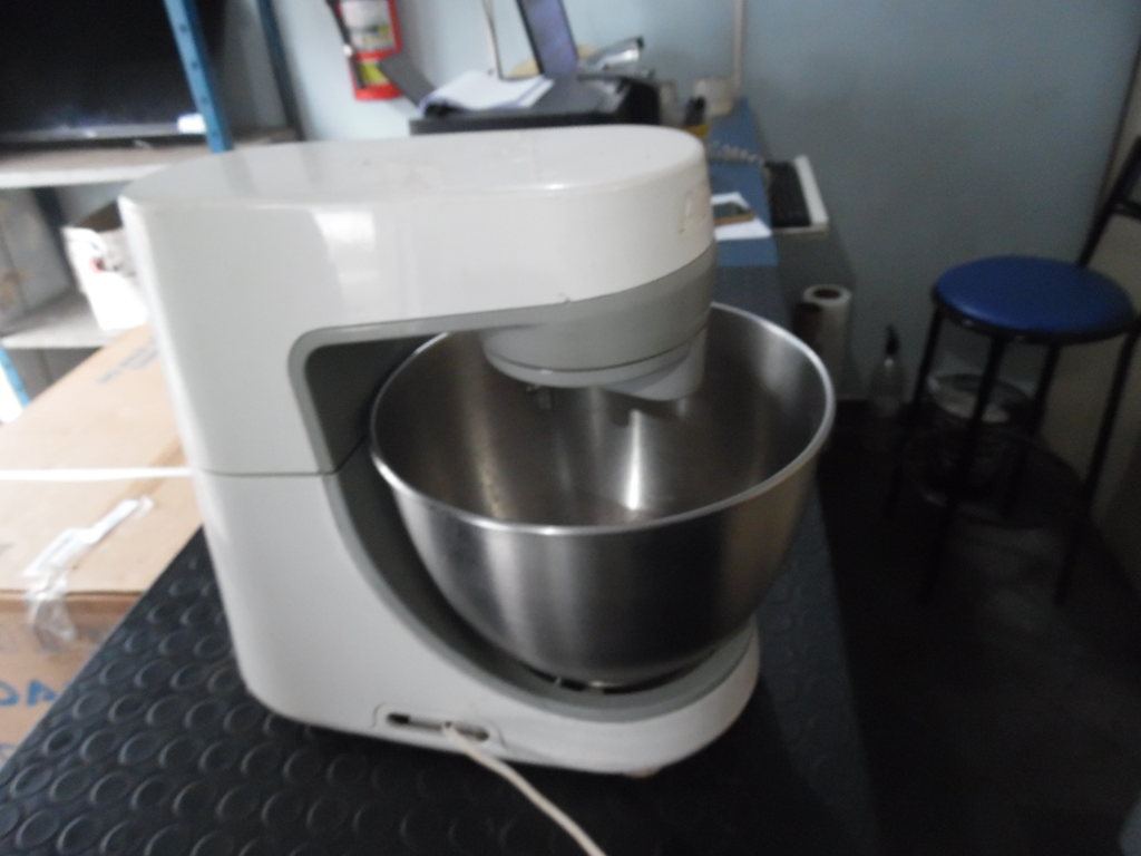 Batidora Marca Arno Modelo Sx84 Usado En Buen Estado Acc 3 Batidores