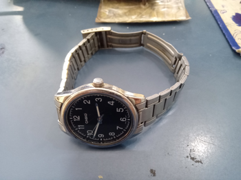 Reloj Para Caballero Marca Casio Modelo Mtp-V005 Usado En Buen Estado Acc Cristal Un Poco RayadoA Pila